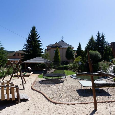 Apartmany Pemi Potštejn 外观 照片